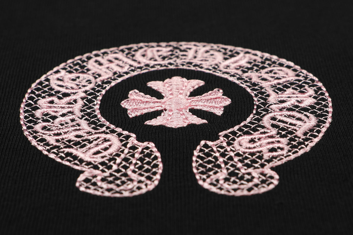 Chrome Hearts Classic Horseshoe Logo Embroidered T-shirt TB32