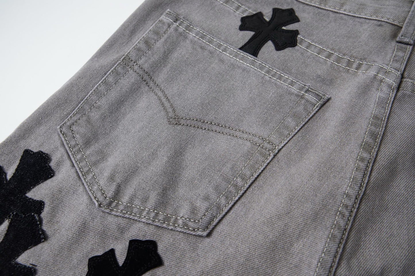 Chrome Hearts NEW Pants 825